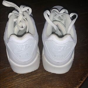 Nike AIRMAX Kids White Sneakers